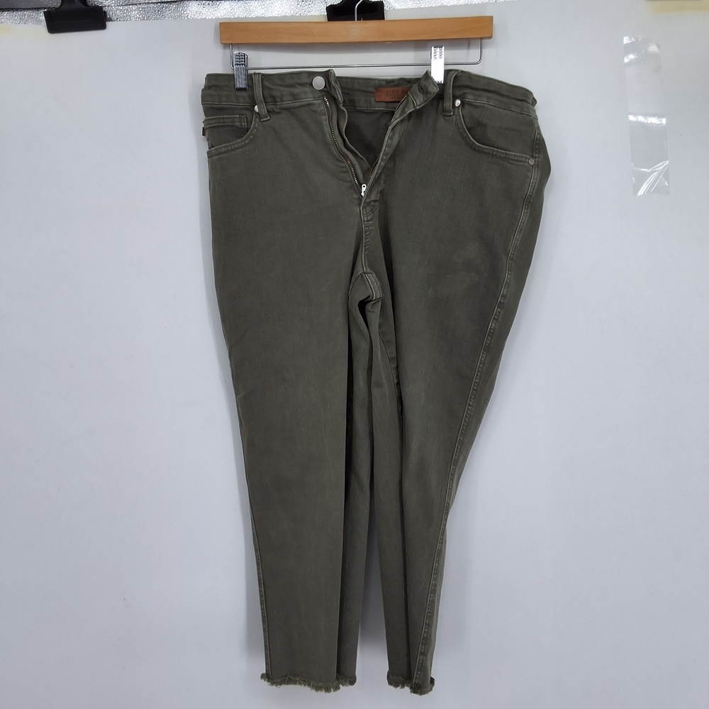 Judy Blue Sz 18w Olive Cropped Jeans